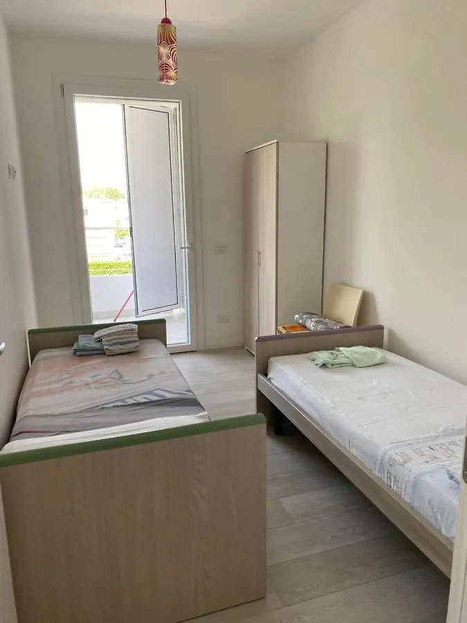Nuovo Appartamento Con Terrazzo E Piscina Lido di Jesolo
